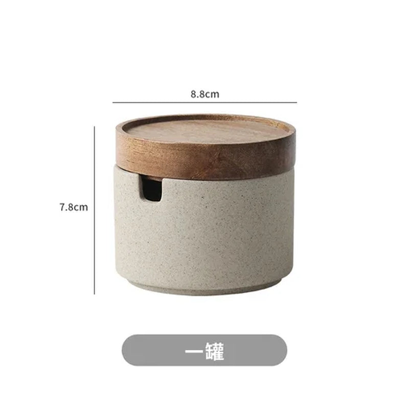 European Kitchen Spice Pepper Storage Bottle round Ceramic Seasoning Jar with Wooden Lid Salt Pepper Jar Kitchen Tools Porcelain