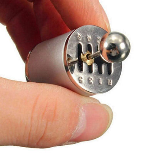Gear Key Chain - Metal Automotive Keychain Accessory - Vezir