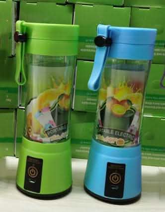 Portable USB Blender - Rechargeable Mini Kitchen Fruit Juicer - Vezir