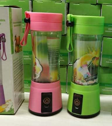 Portable USB Blender - Rechargeable Mini Kitchen Fruit Juicer - Vezir