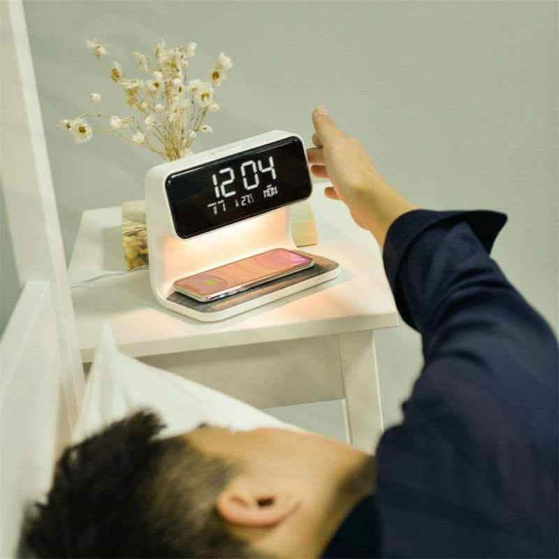 Luxury Smart Bedside Station - 3-in-1 Wireless Charging Hub - Vezir