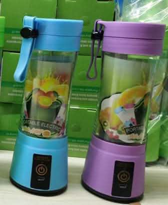 Portable USB Blender - Rechargeable Mini Kitchen Fruit Juicer - Vezir