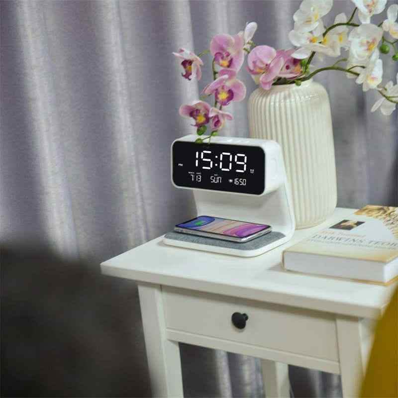 Luxury Smart Bedside Station - 3-in-1 Wireless Charging Hub - Vezir