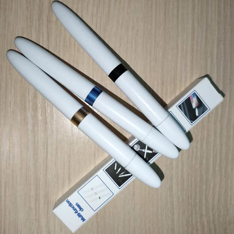 Headphone Cleaning Pen - Earbuds Computer Keyboard Brush Kit - Vezir