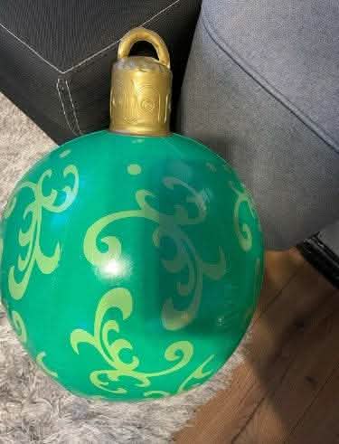 60CM Inflatable Christmas Ornament Ball - Giant PVC Decoration - Vezir