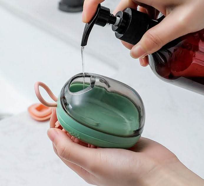 2-in-1 Pet Grooming Brush - Soap Dispensing Bath Massager - Vezir